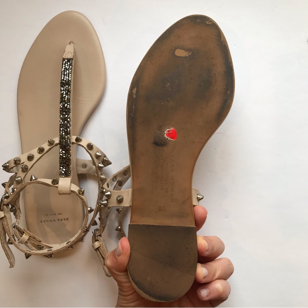 Zara rockstud style sandals prefall 2012. VERY GOOD CONDITION - Picture 5 of 5